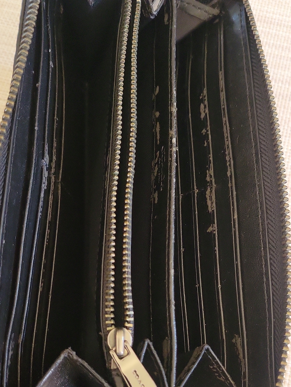 Coach Python Embossed Accordian Zip Wallet - Picture 6 of 12